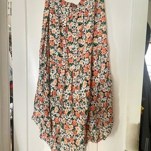 Pretty Garden Floral High-low skirt!!